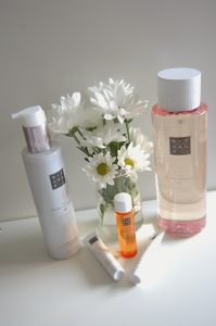 Rituals Sakura body oil and bath foam
