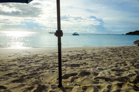 bucket list beaches you've got to see - Antigua www.majeang.com
