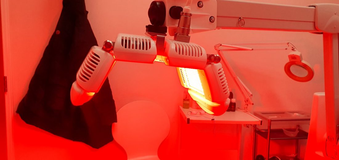 (Ad) LED Photo-therapy Treatment, Review - Majean G