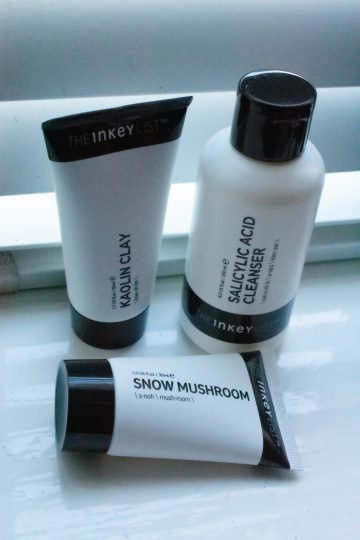 reviewing the inkey list skincare products-morning routine