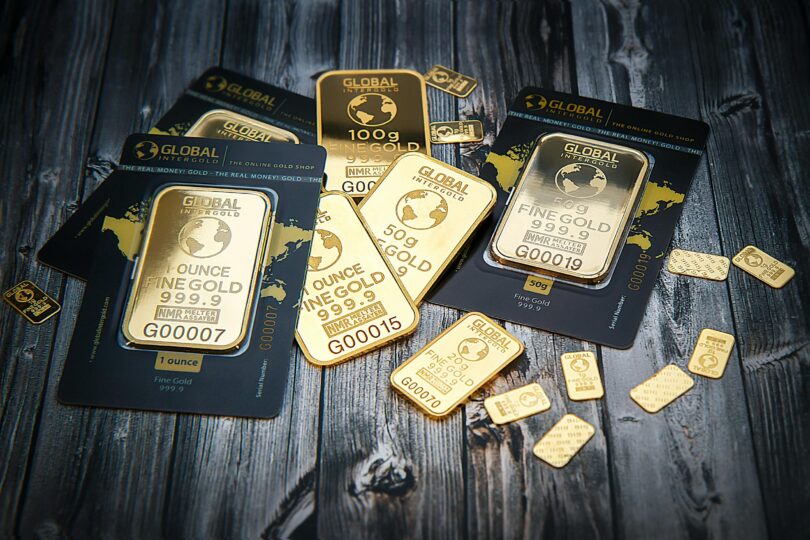 https://www.pexels.com/photo/close-up-of-coin-318820/